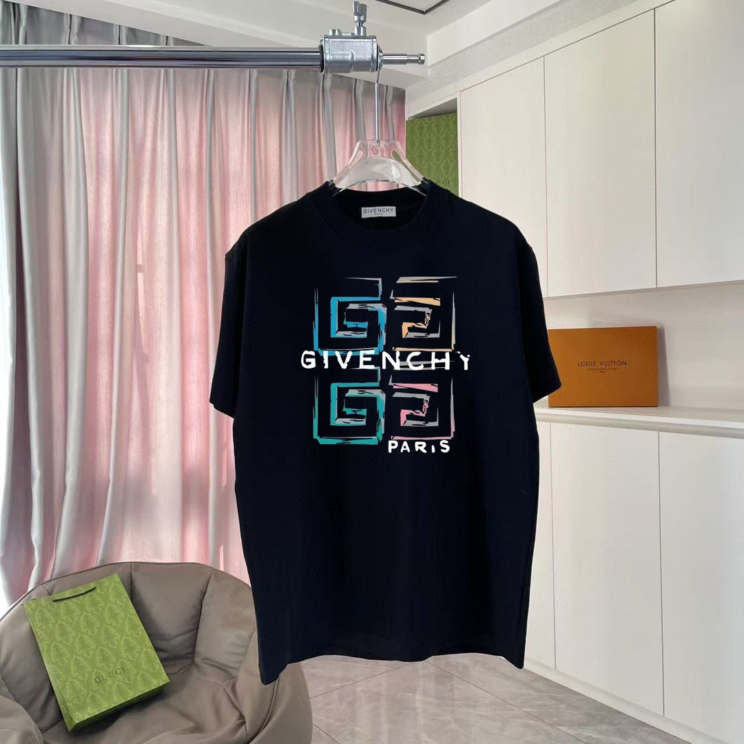 Givenchy 4G paris
