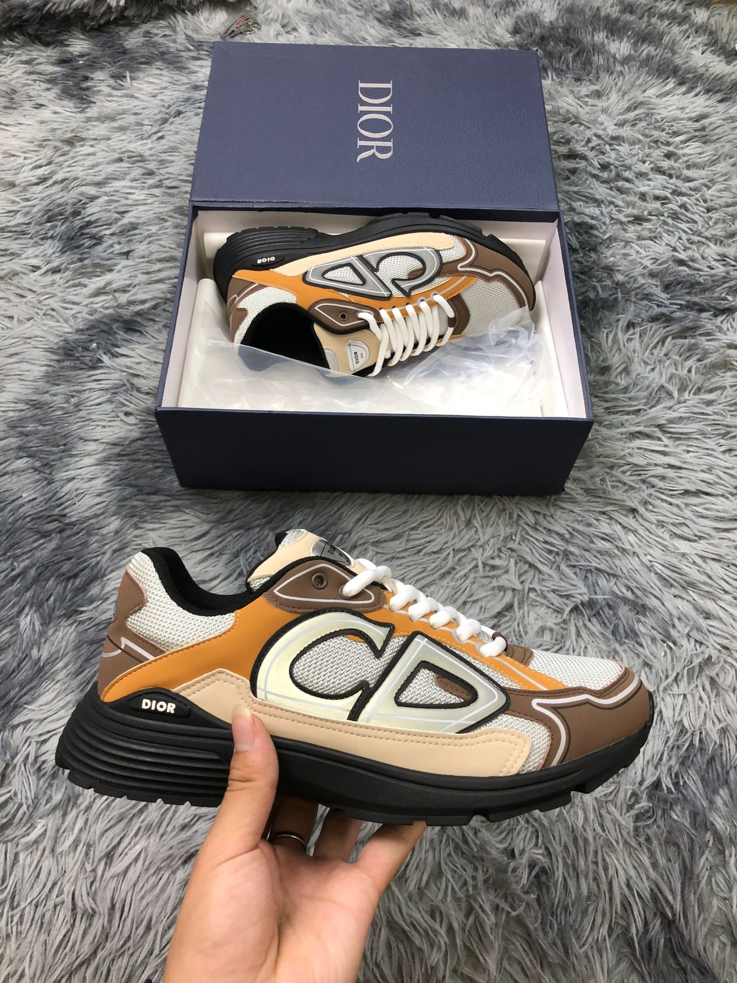 Dior B30