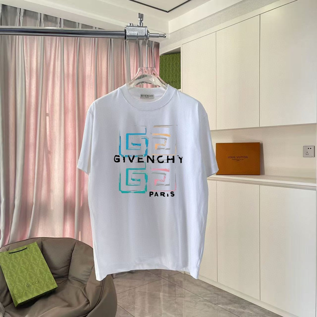Givenchy 4G paris