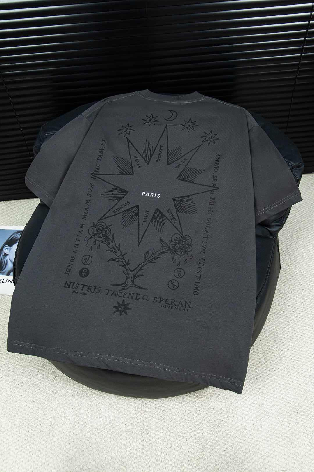 Givenchy nature
