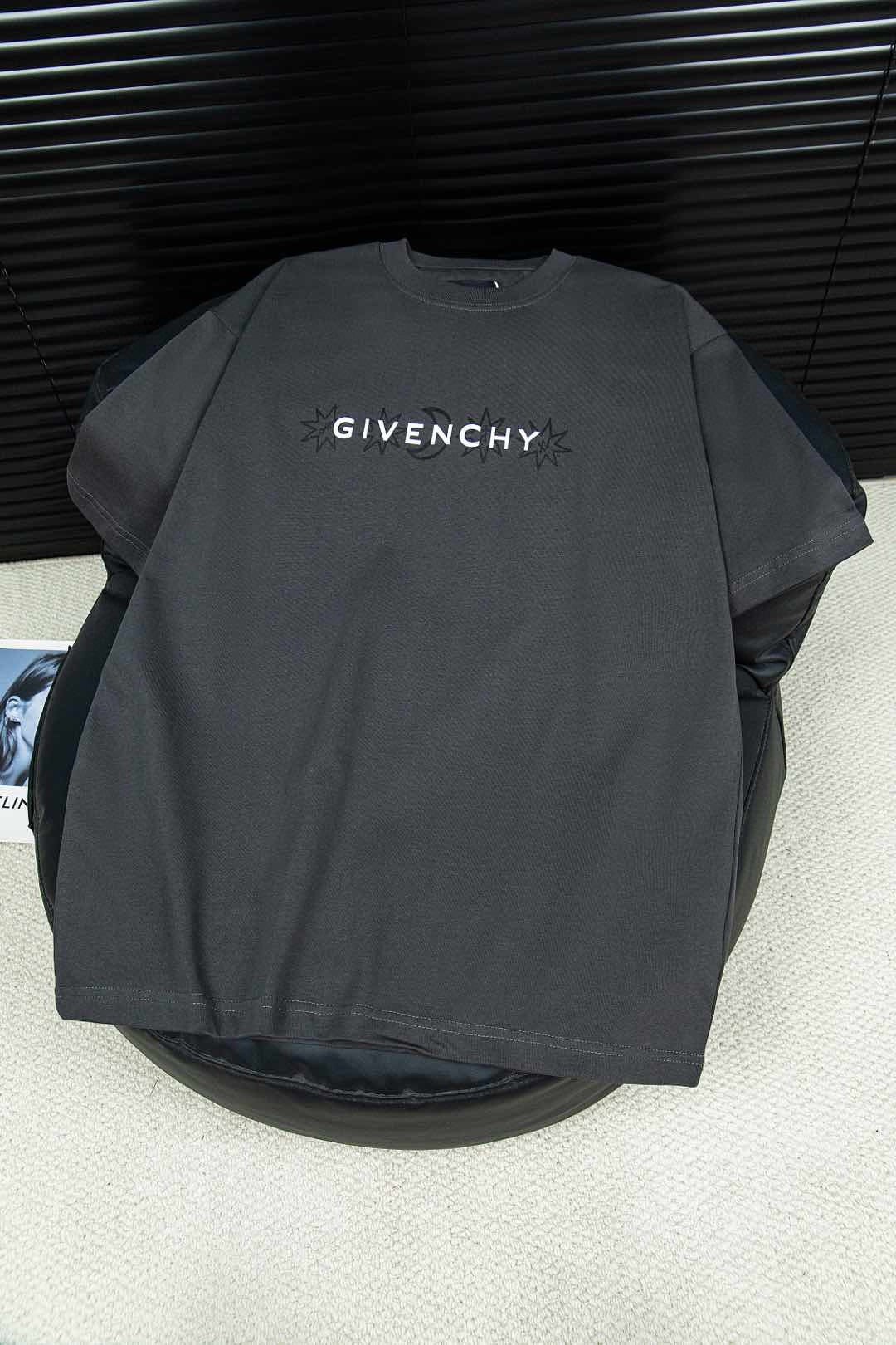 Givenchy nature